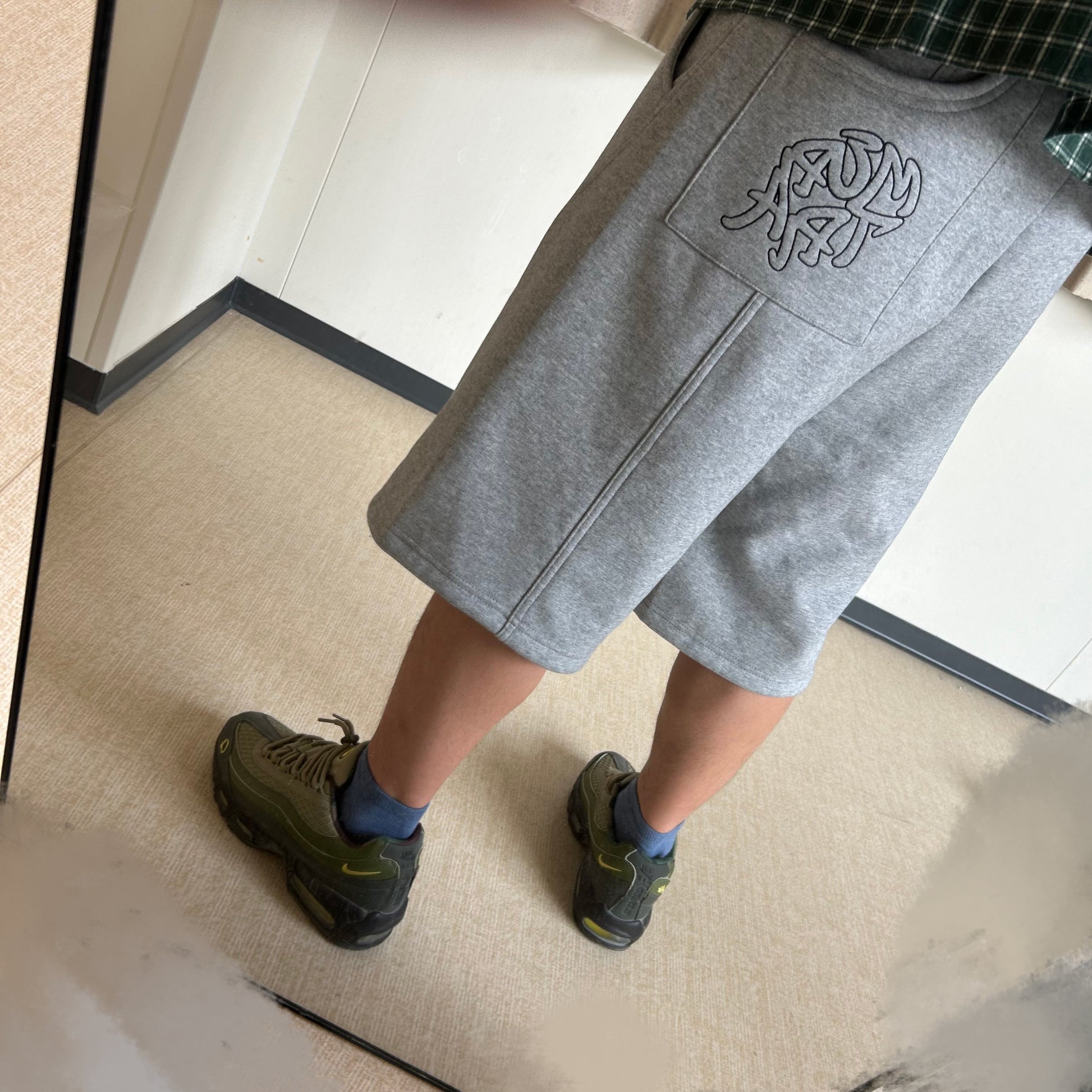 B20 Metra Shorts