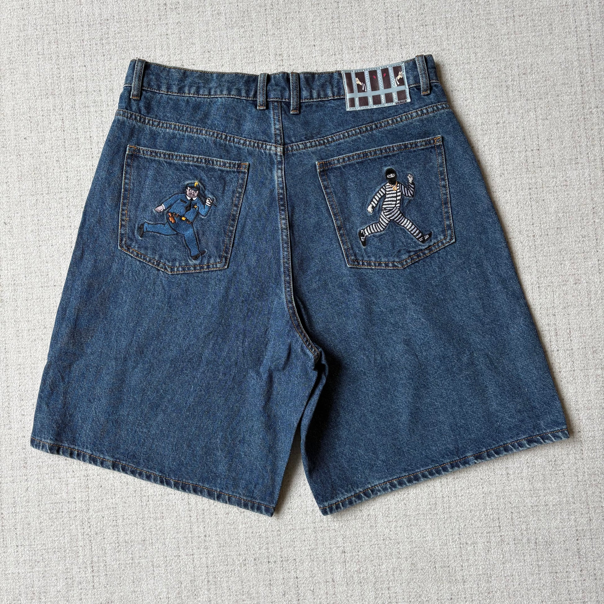 Poser Jorts